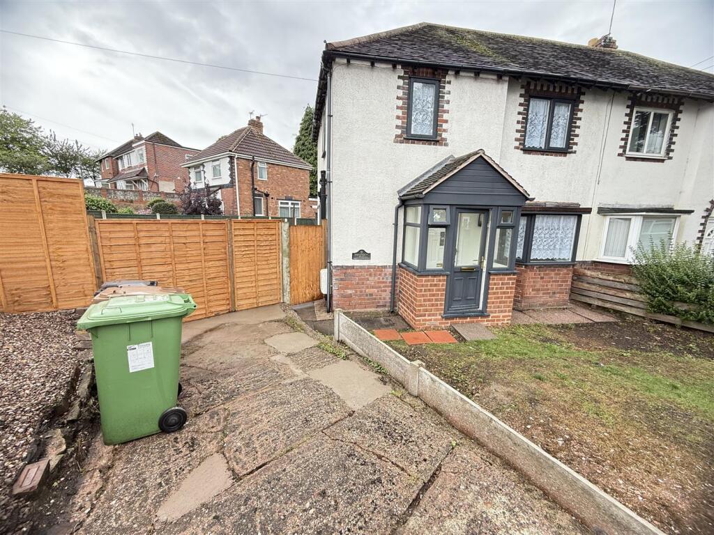 8 throneycroft -2.jpg