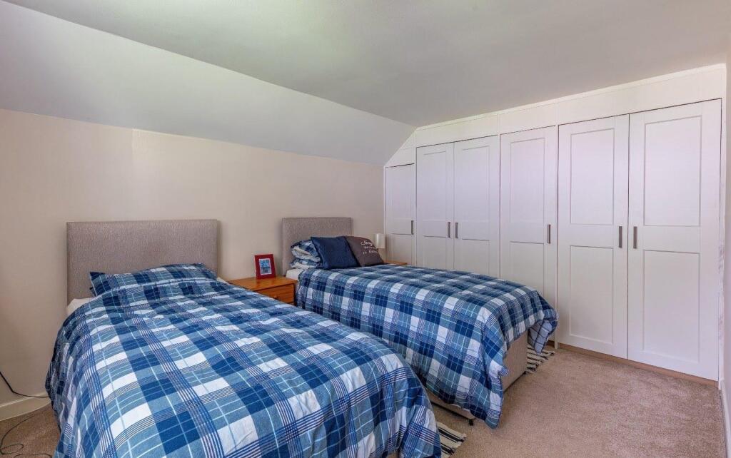 2025-09-09 at 10.46.01_5b59364e.jpg