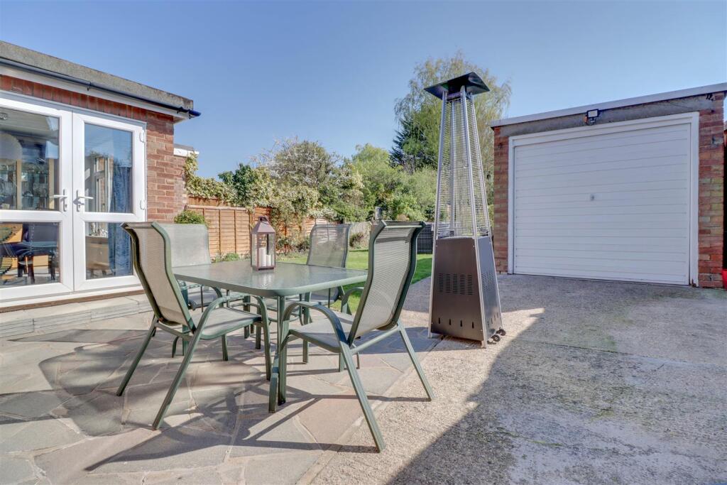 9a SOUTH BEECH AVENUE INSIDE.jpg