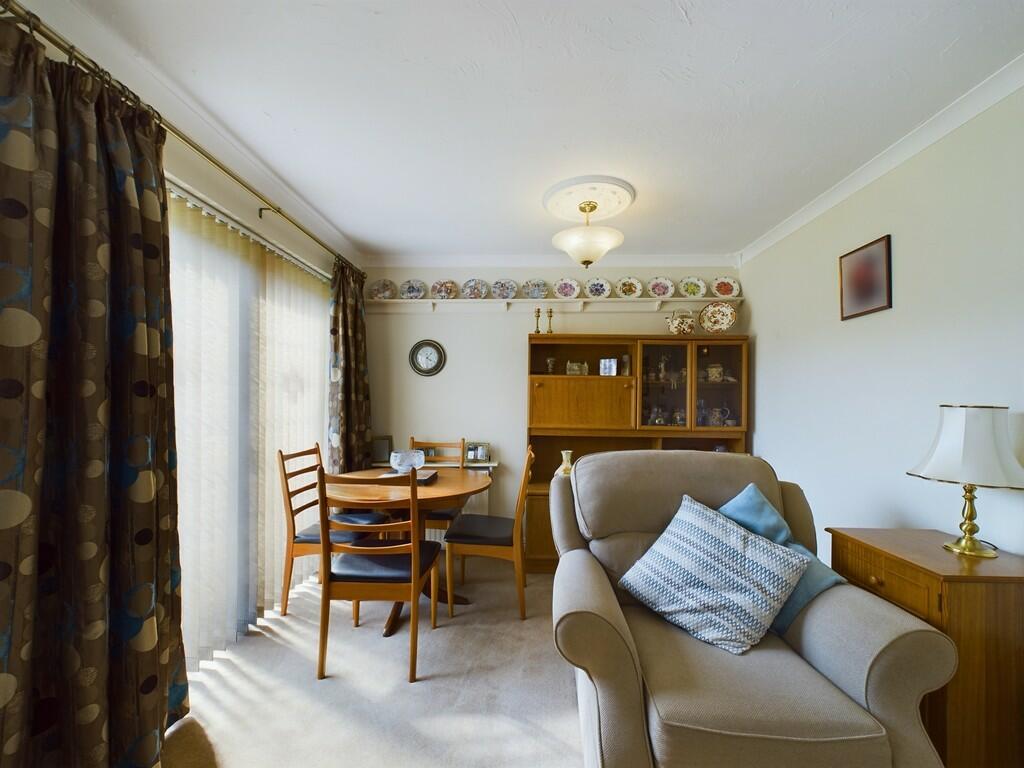 CAM02060G0-PR0209...