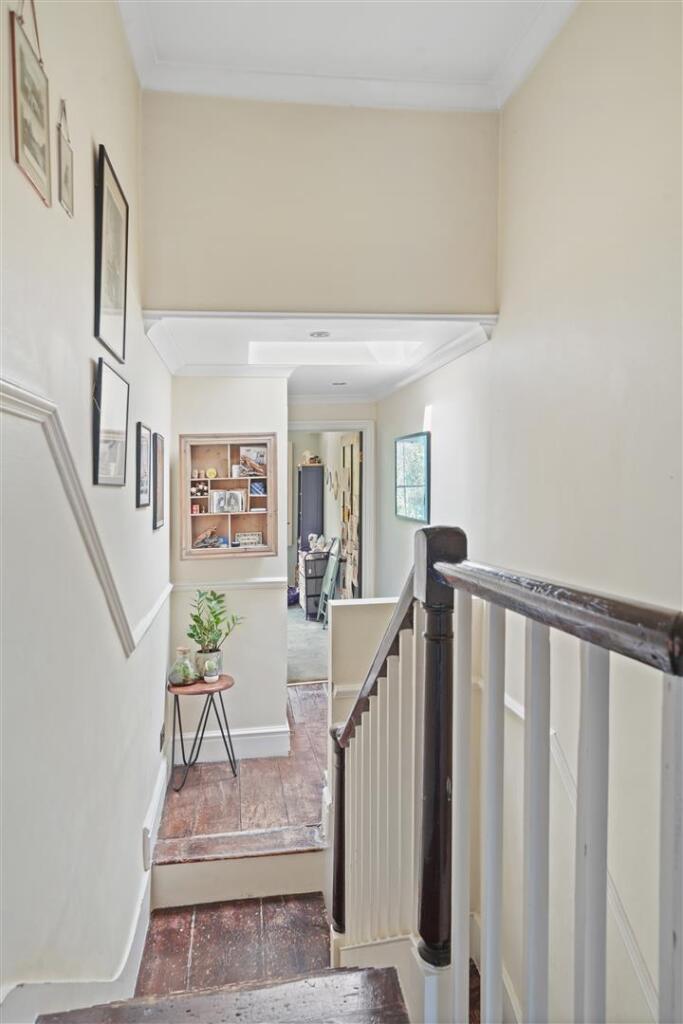 Grosvenor Park Road, E17