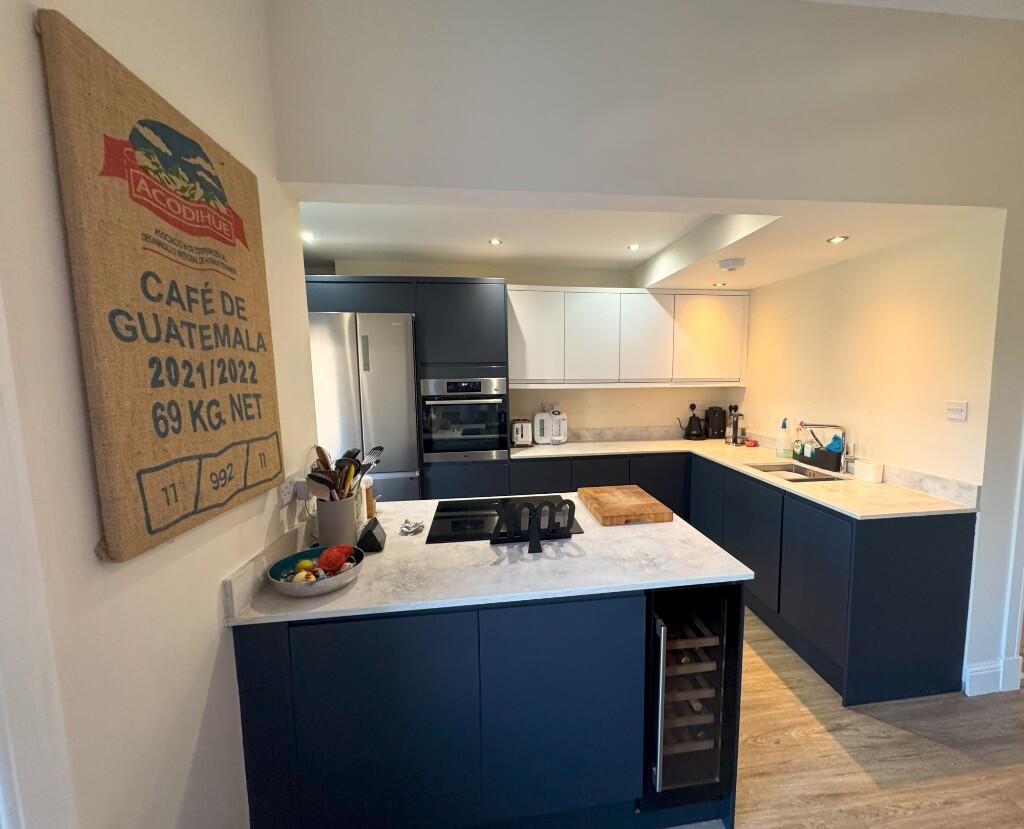 Kitchen 2