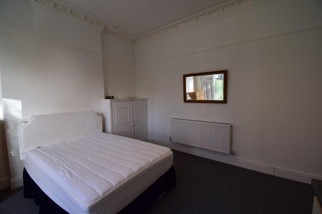 bedsit