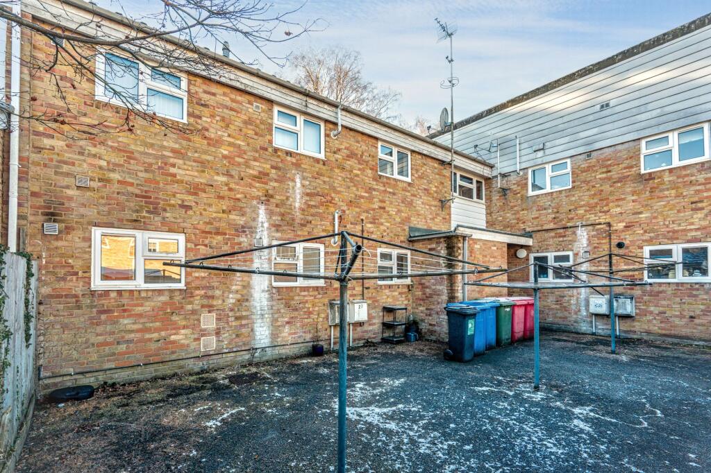 26 Ditchling, Bracknell, RG12 7RG