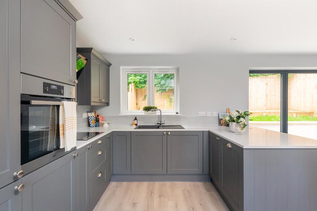 1B9CHY - Kitchen Diner B.jpg