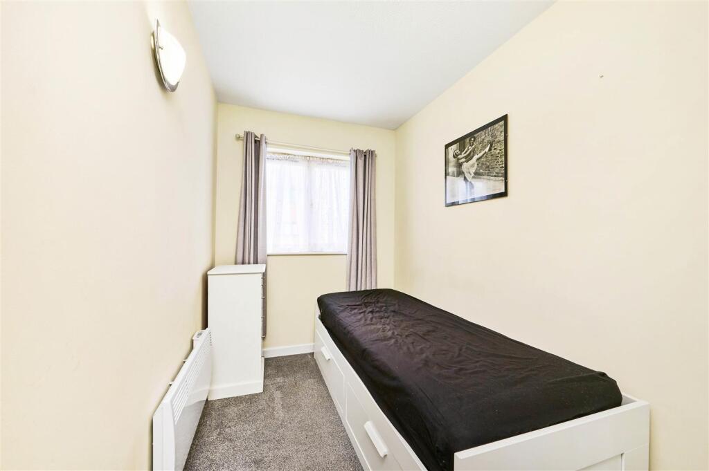 Dexters_-_St._Christophers_Garden__Thornton_Heath_