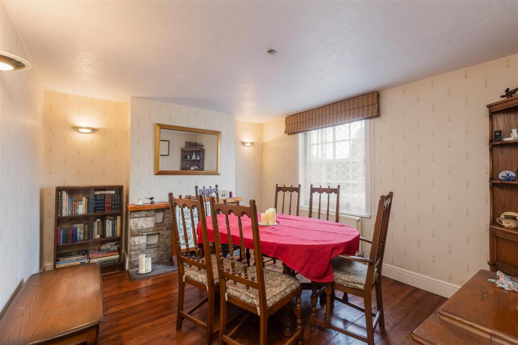 Westgate 25 Dining Room.jpg