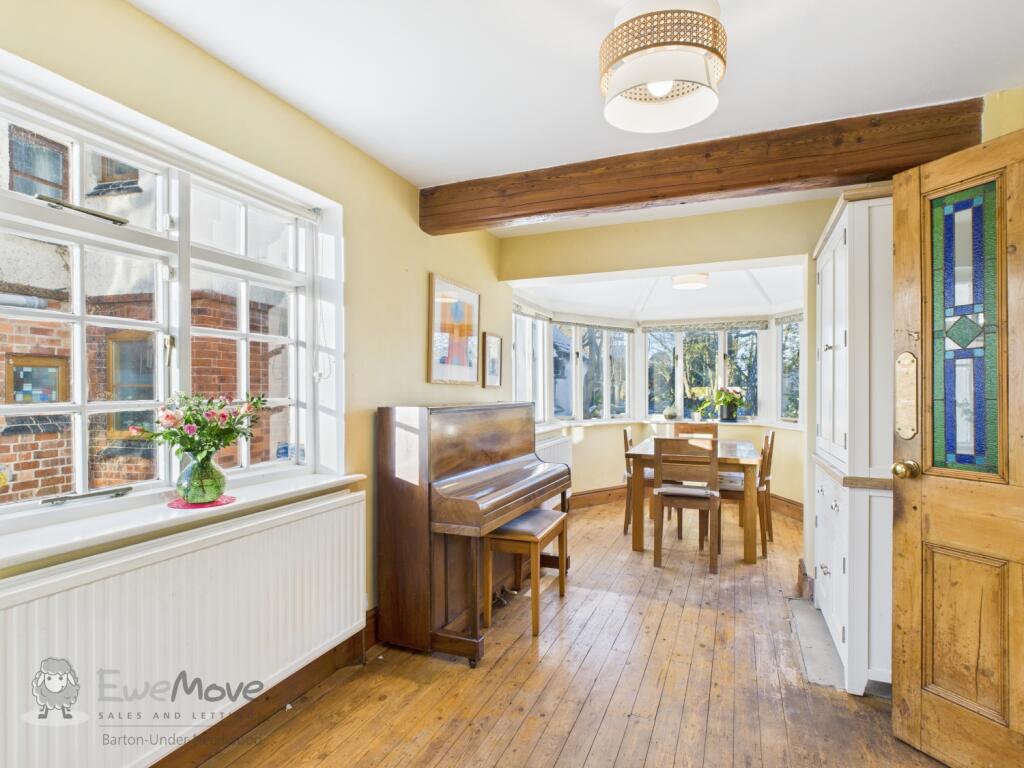 Dining Room c
