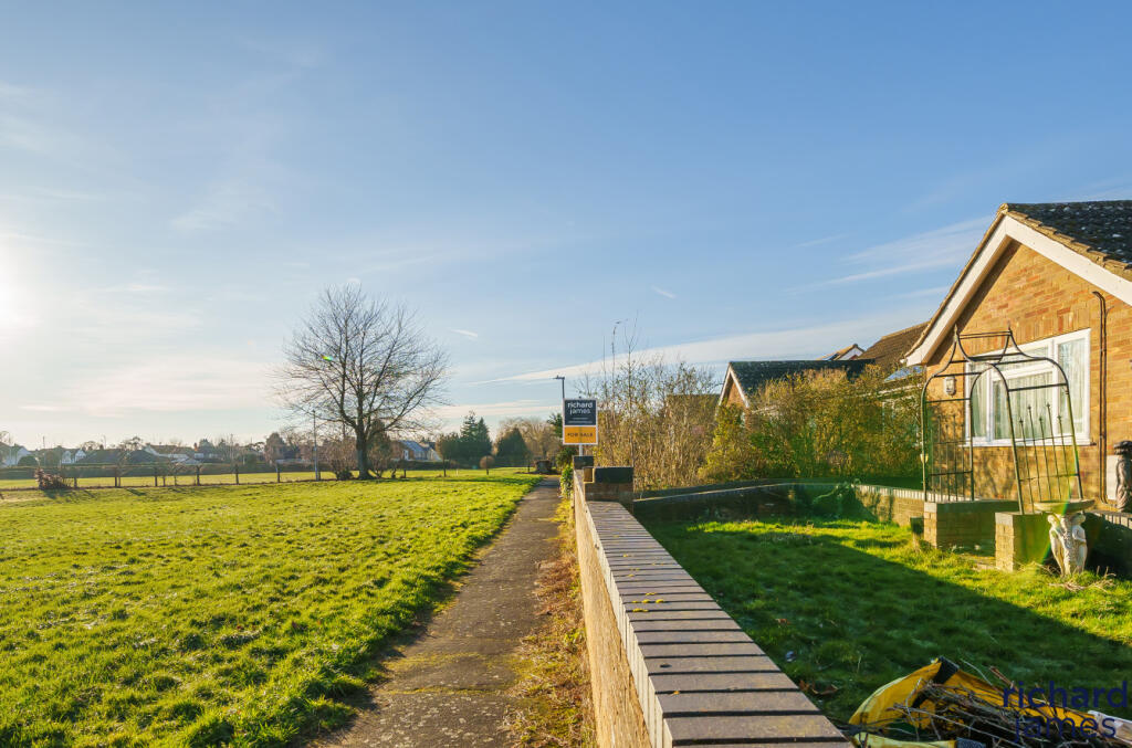 5ff60aaa-67c3-431...