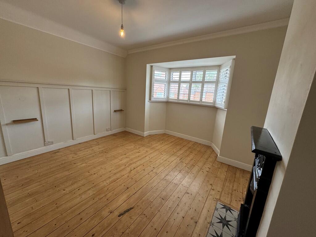 17 Cherry Tree Av...