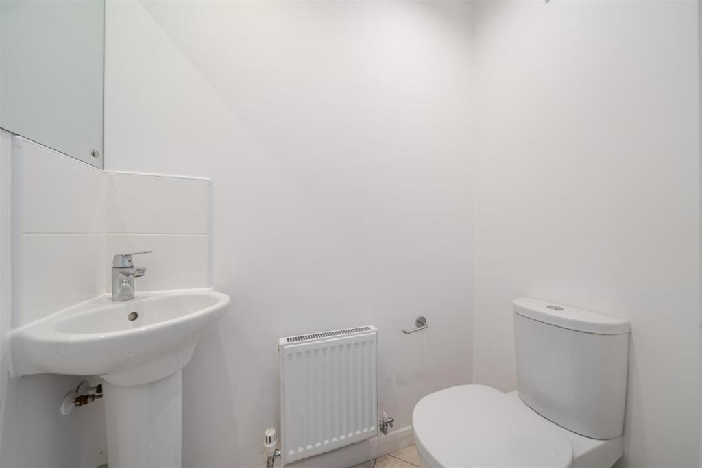 10 Isaac Close, Ashby