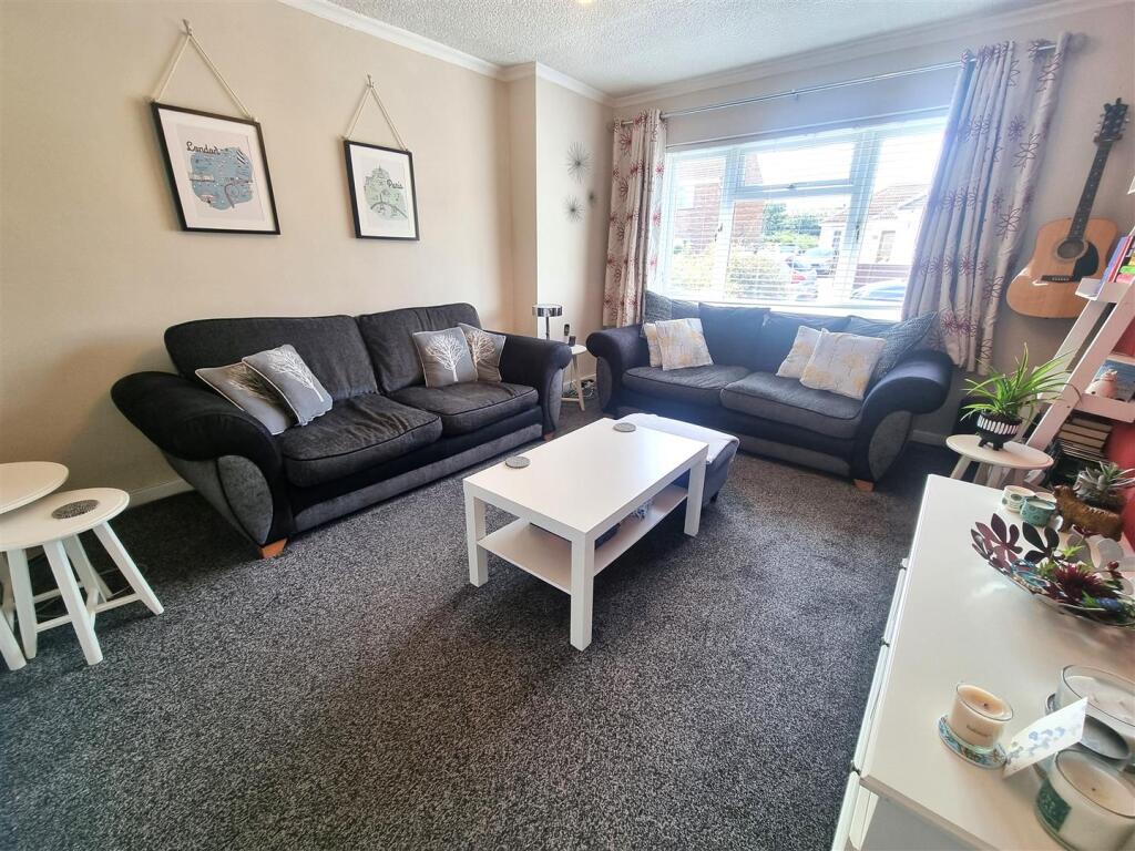 Front Lounge