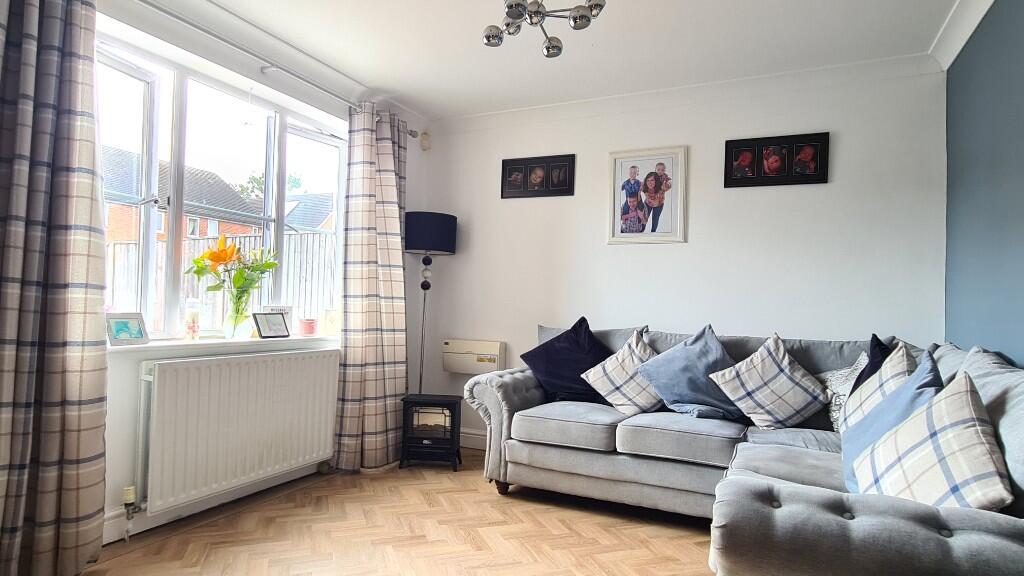 Dines Close, Hurstbourne Tarrant SP11