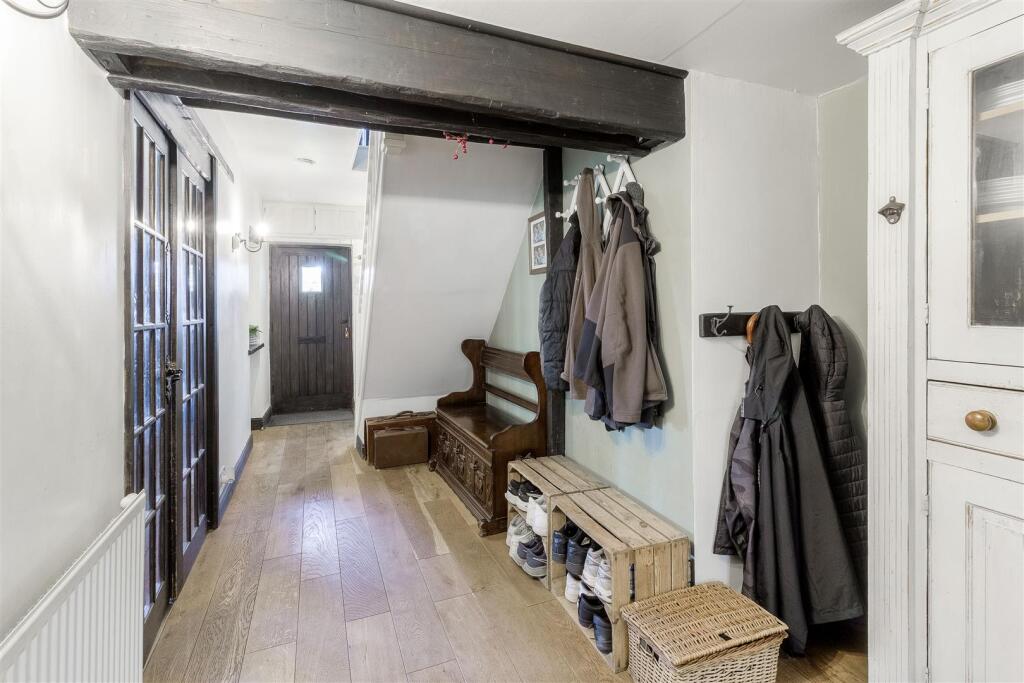 128 Main Street, Clifton Campville