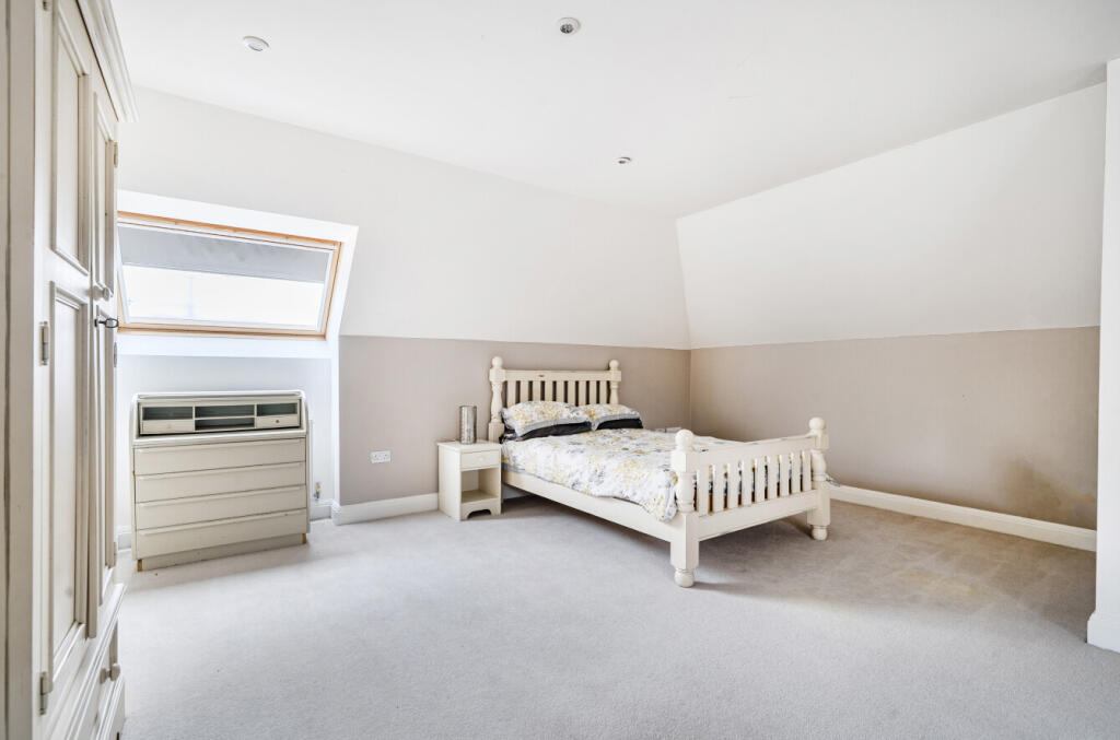 1365747-24-68ecc4...