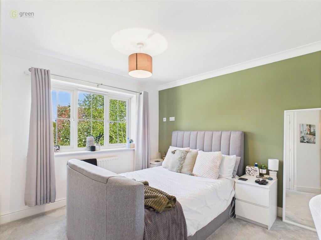 CAM03830G0-PR0142...