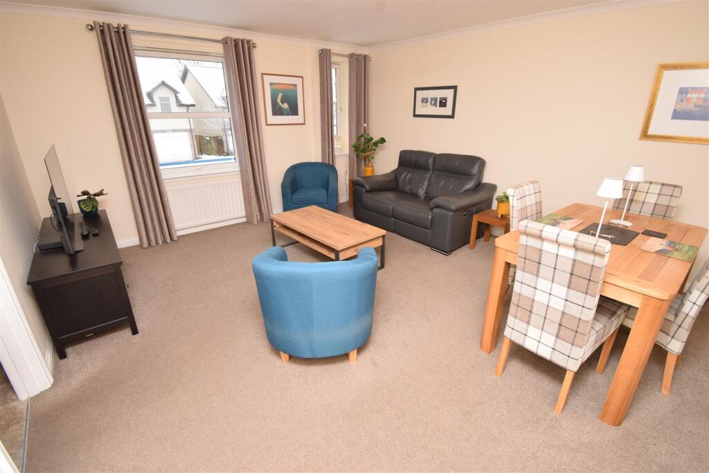 LOUNGE-DINING ROOM.JPG