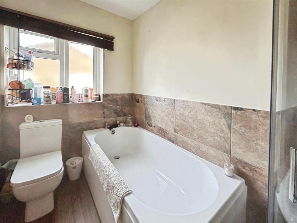 c0c7d444-2-4EC0-83BD-73E6C6EBC134-4598-000000A426B