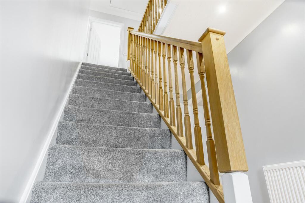 28 Ashton Hall Drive (Wyberton)-31.jpg