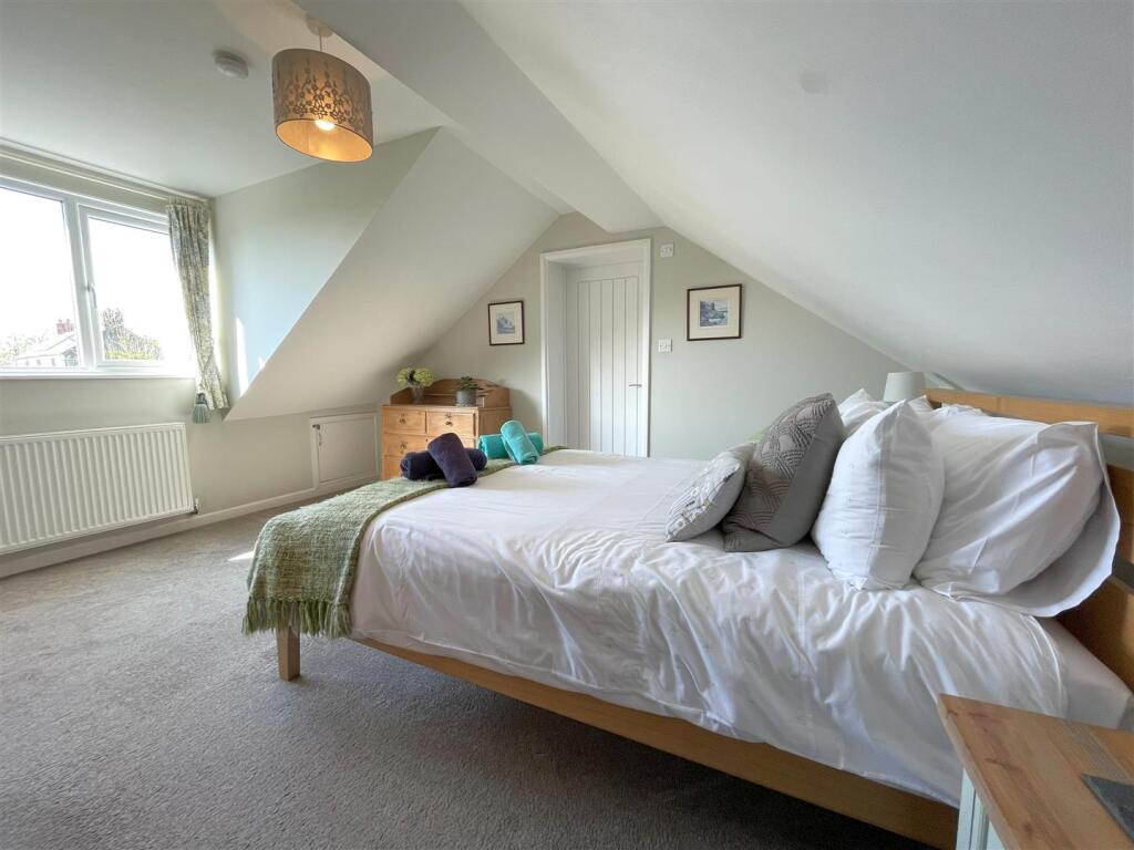 bedroom one .jpg