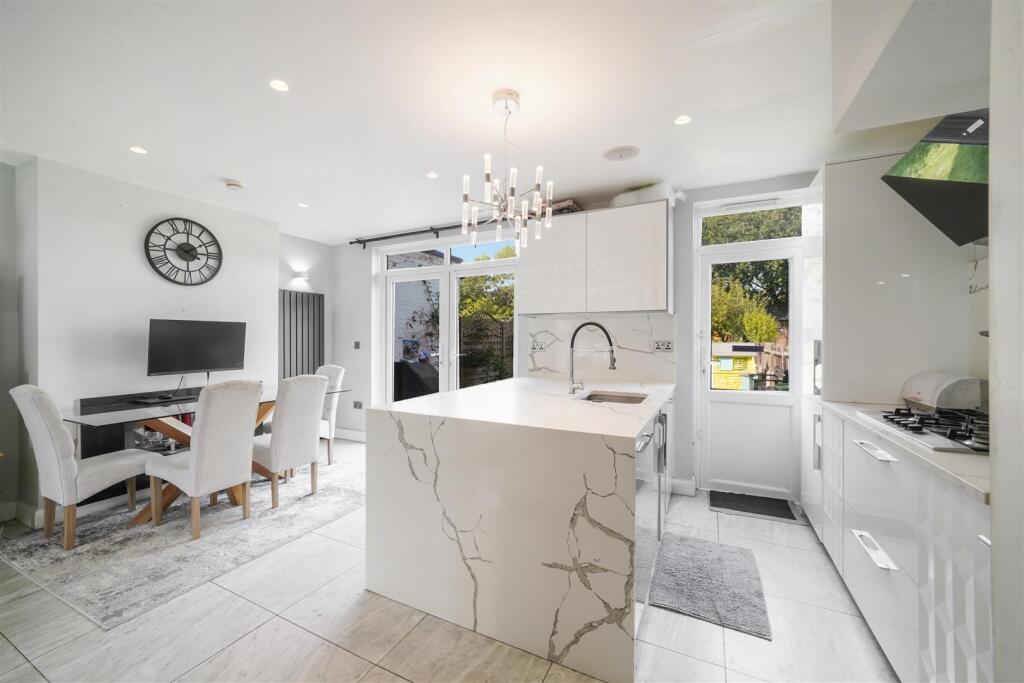 34 Whitton Drive - 2zo35yXopHg8SH1iOPHg.jpg