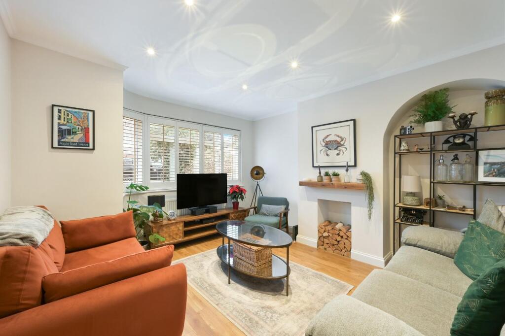 MORTIMER CRESCENT (2).jpg