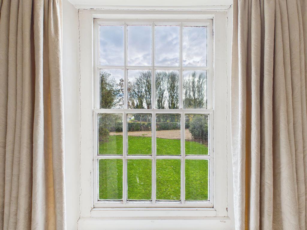 View to Front