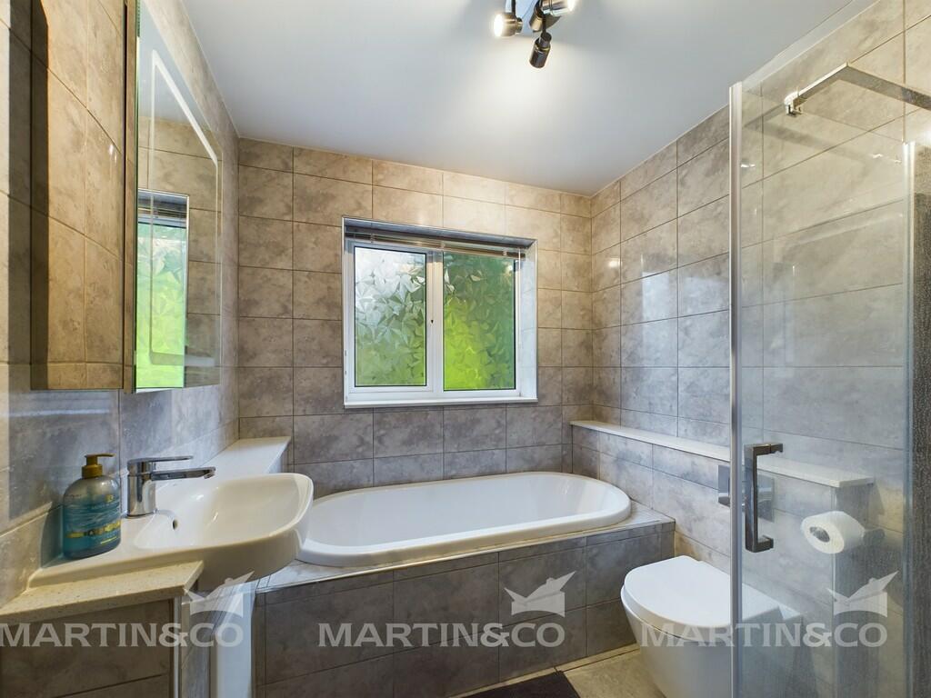 CAM02406G0-PR0300...