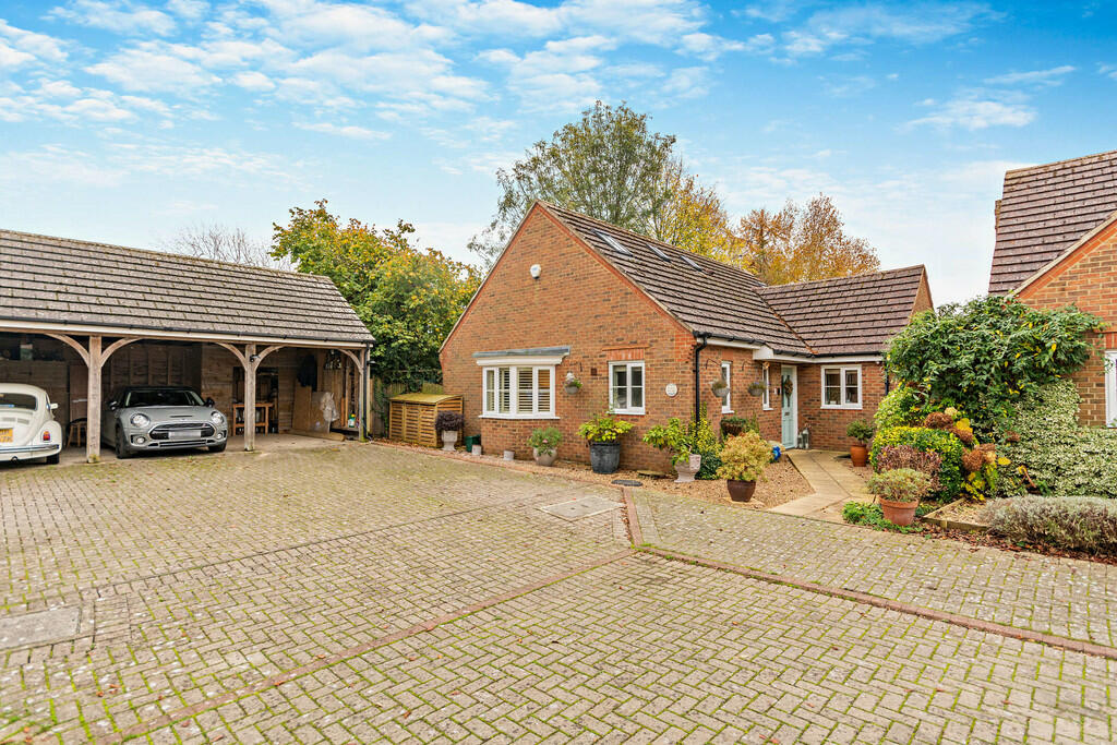 8627673-exterior0...