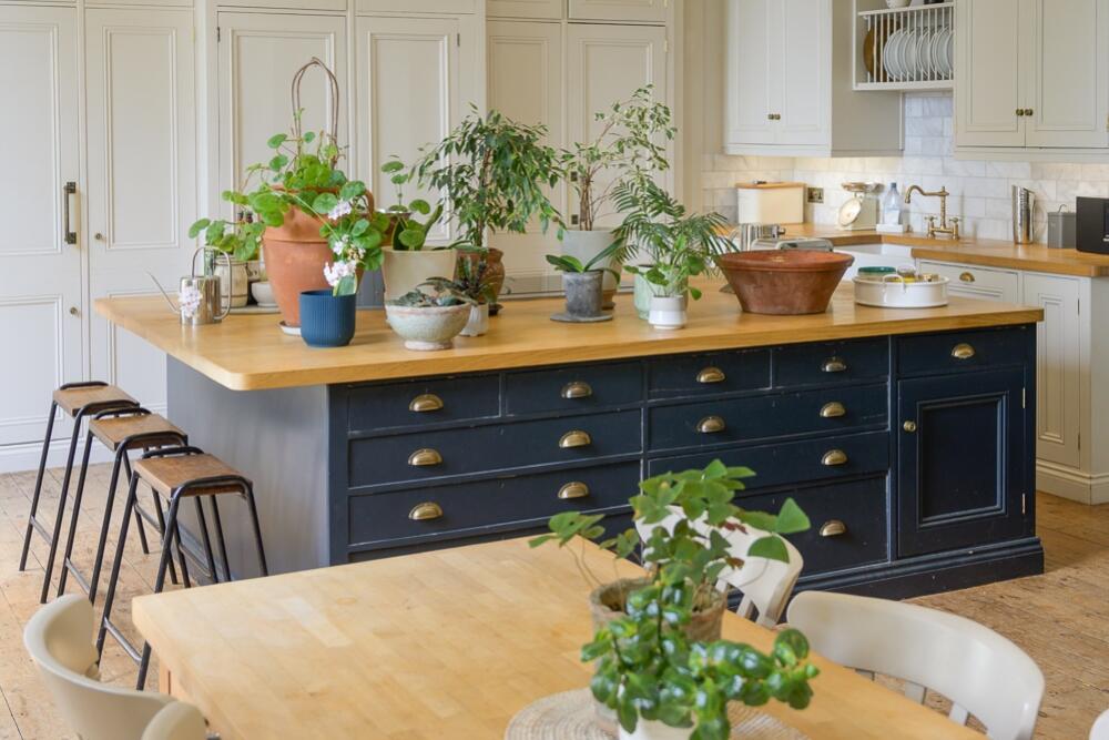 Kitchen Feature