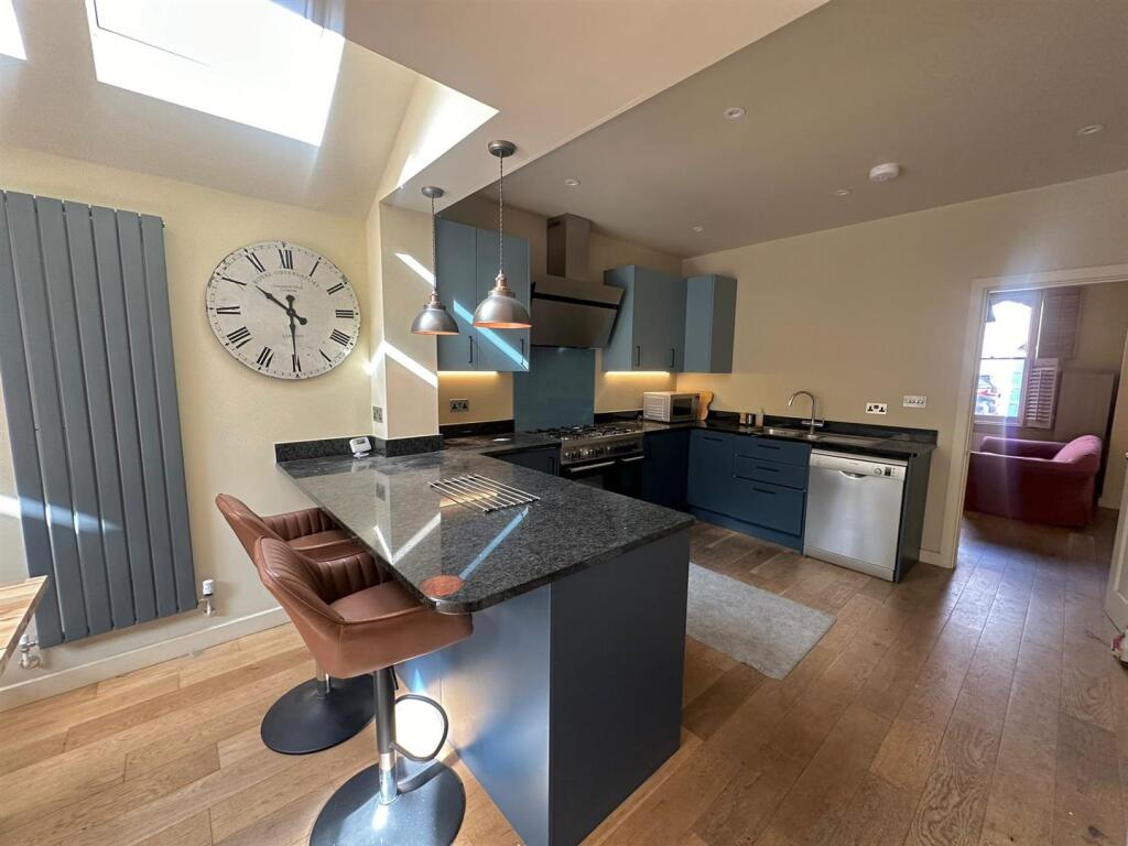 WhatsApp Image 2024-08-23 at 11.02.43 AM.jpeg