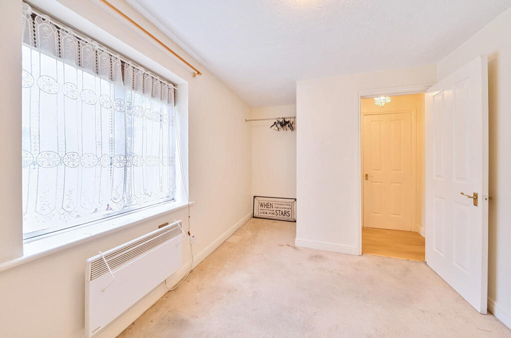 1289544-7-68260b8...