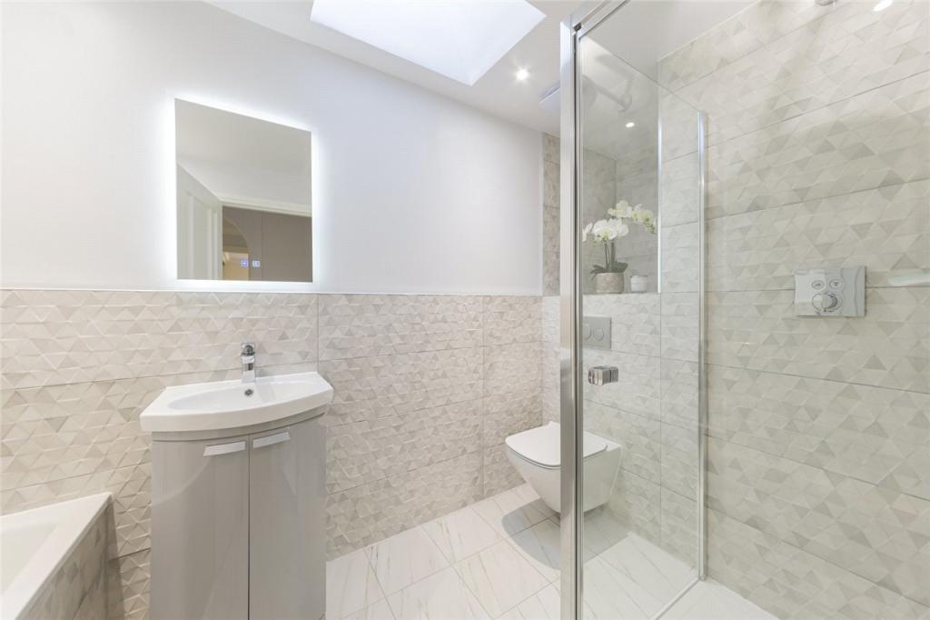 Ensuite Shower Room