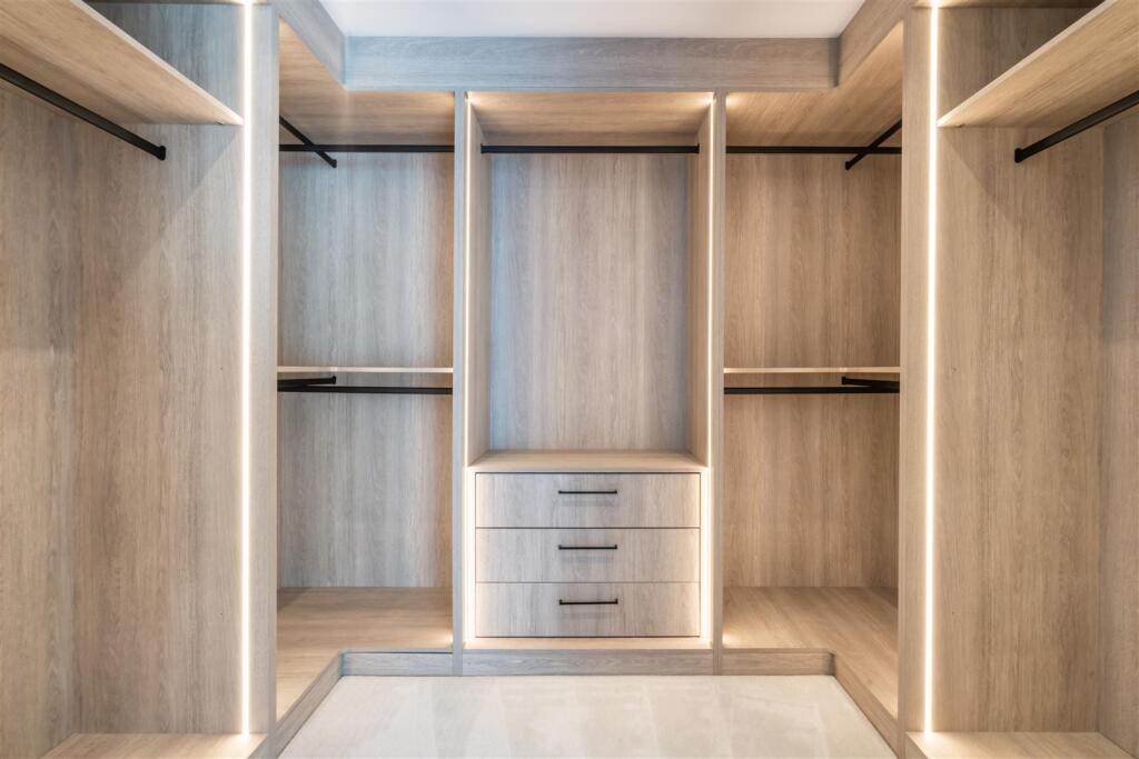Master Dressing