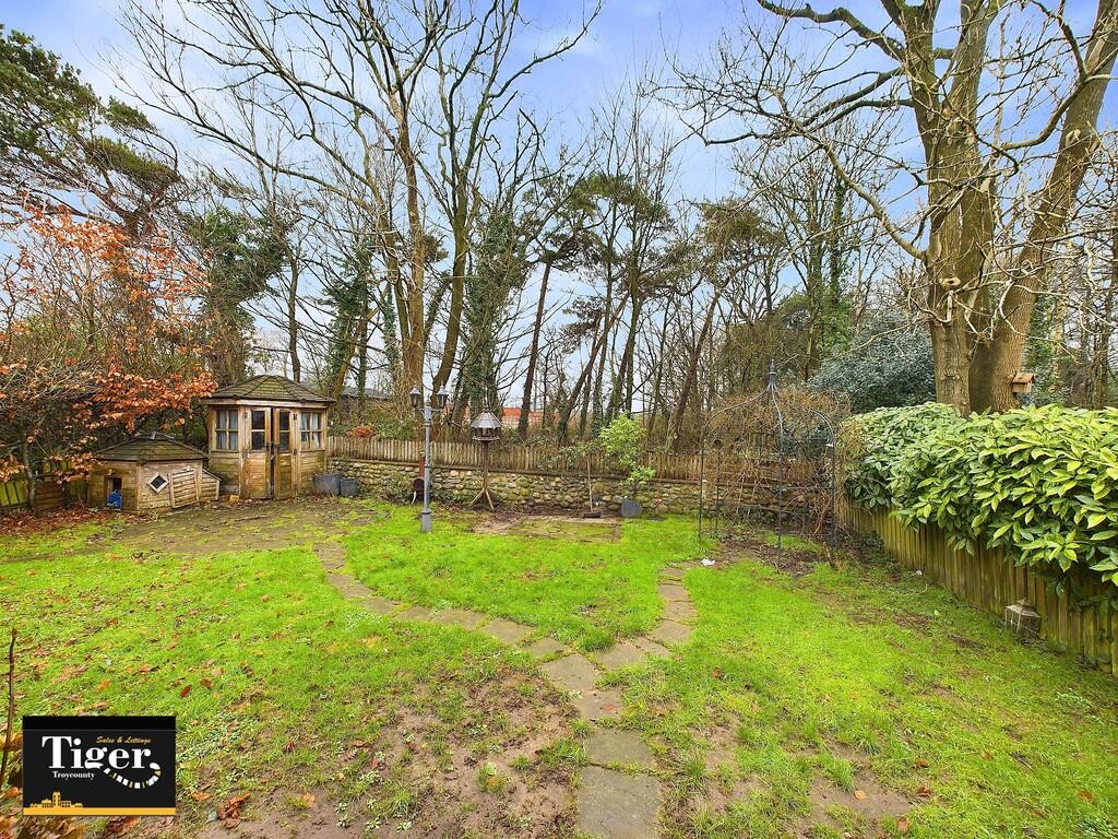 CAM03440G0-PR0242...