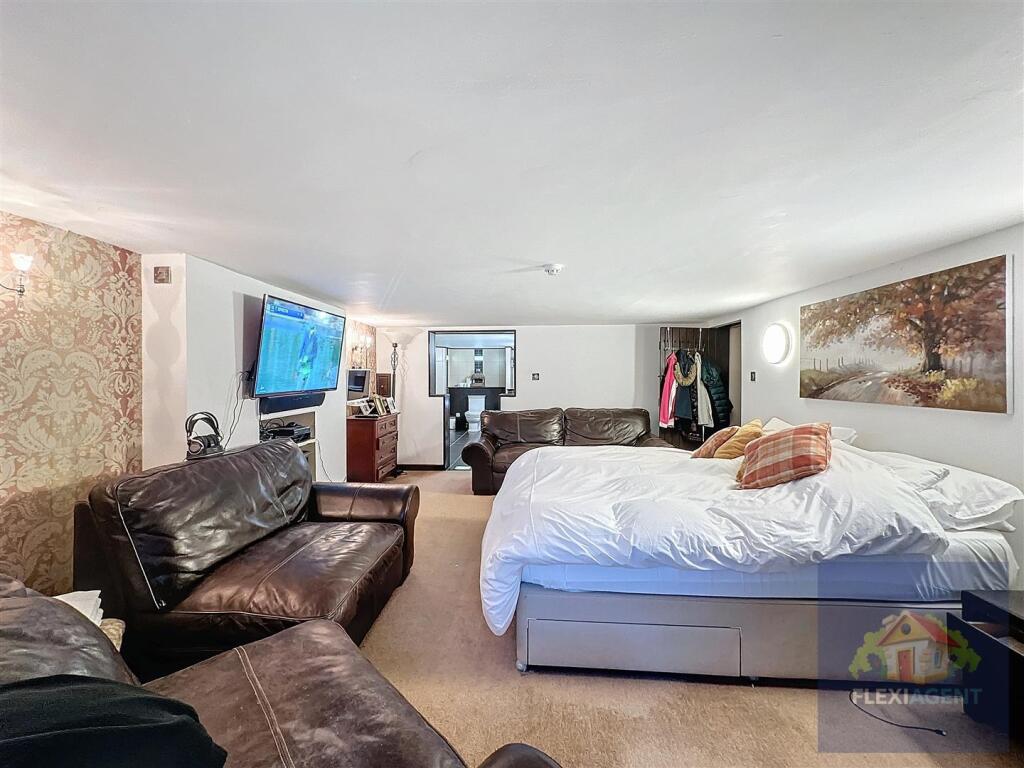 Private Living Bedroom