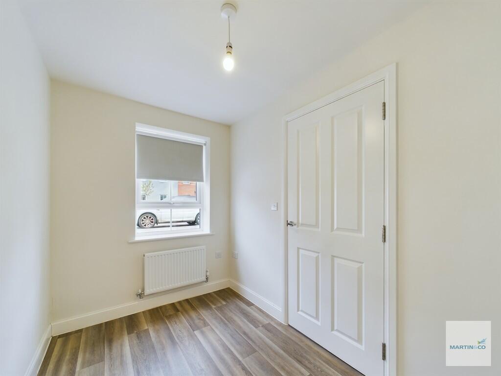 CAM03394G0-PR0095...