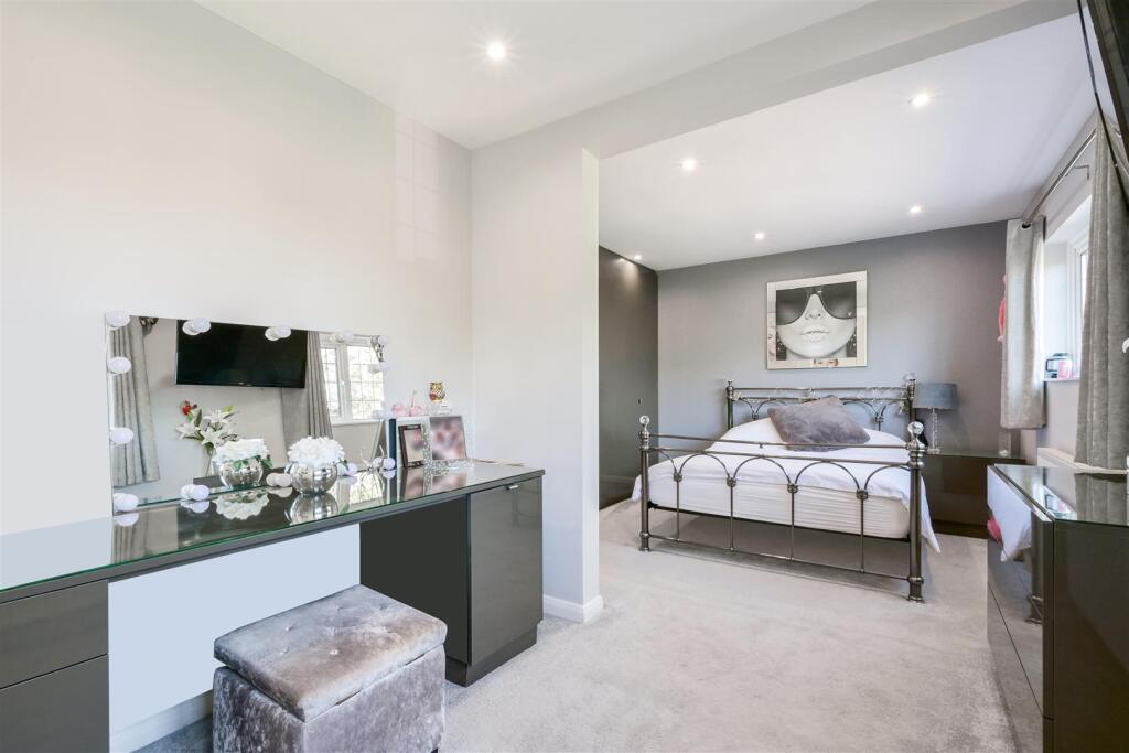 YEW TREE BOTTOM ROAD (4).jpg