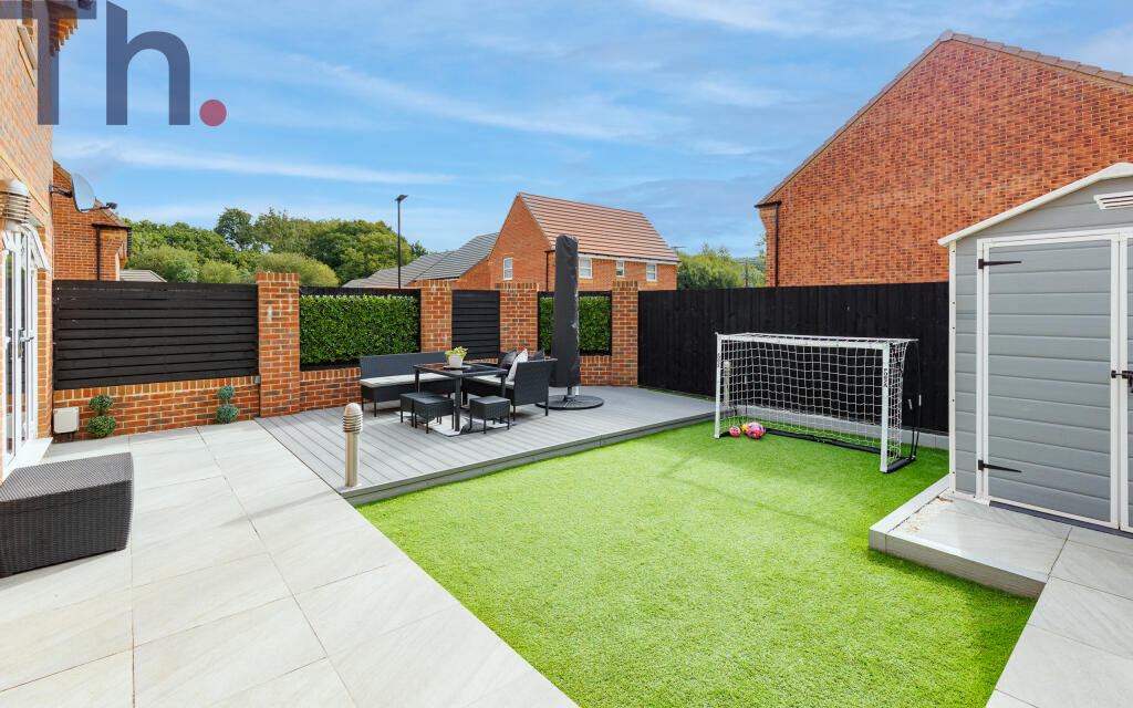 Easily Maintained Rear Garden