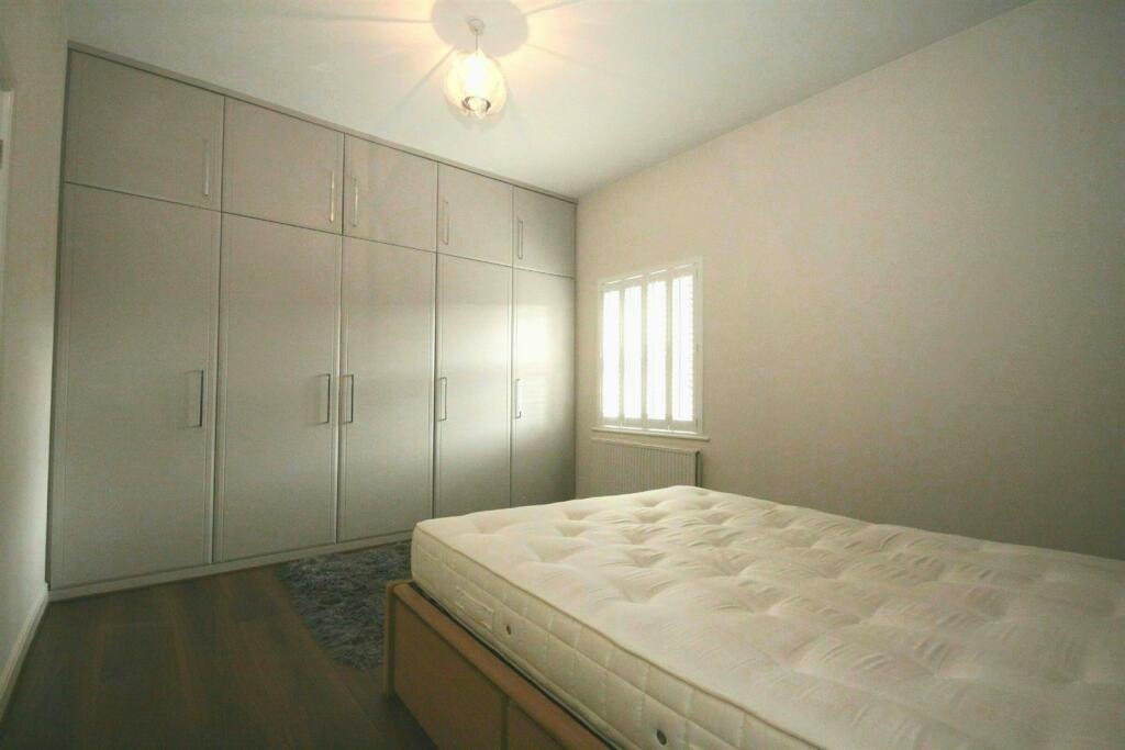 Bedroom 1 Aspect 2