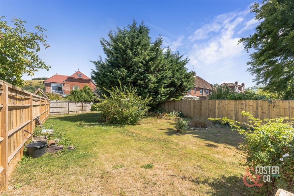 Mill Close, 14-16.JPG