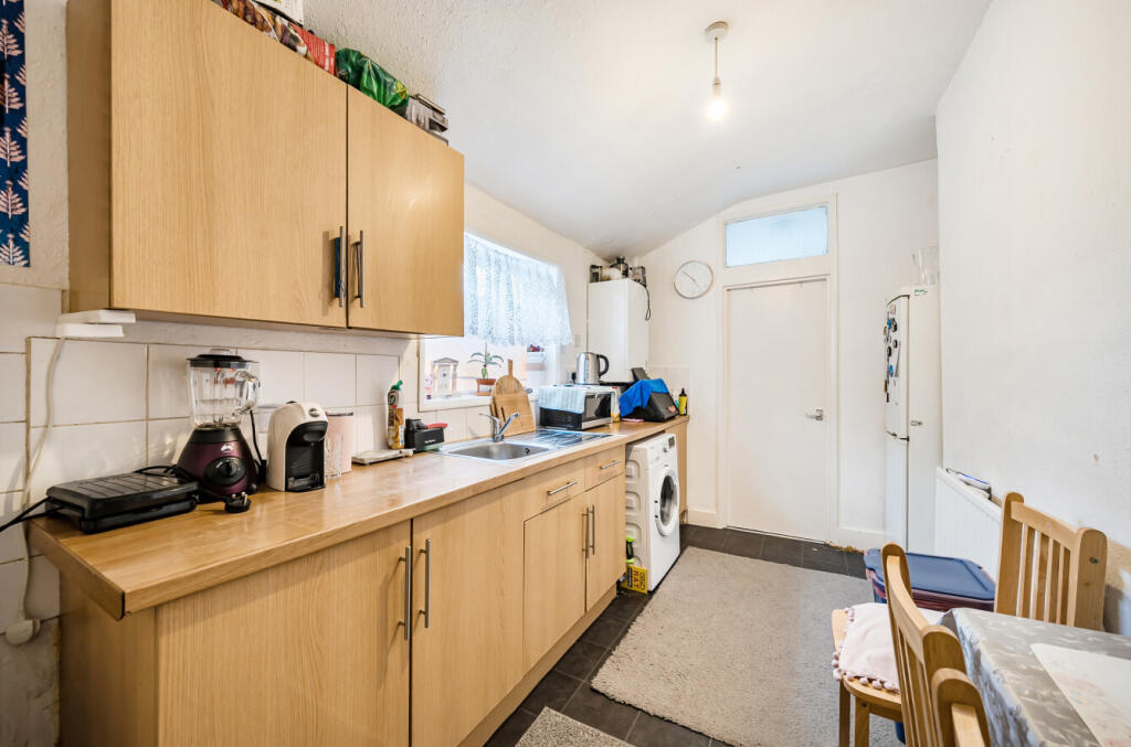 1363058-4-68e6dff...