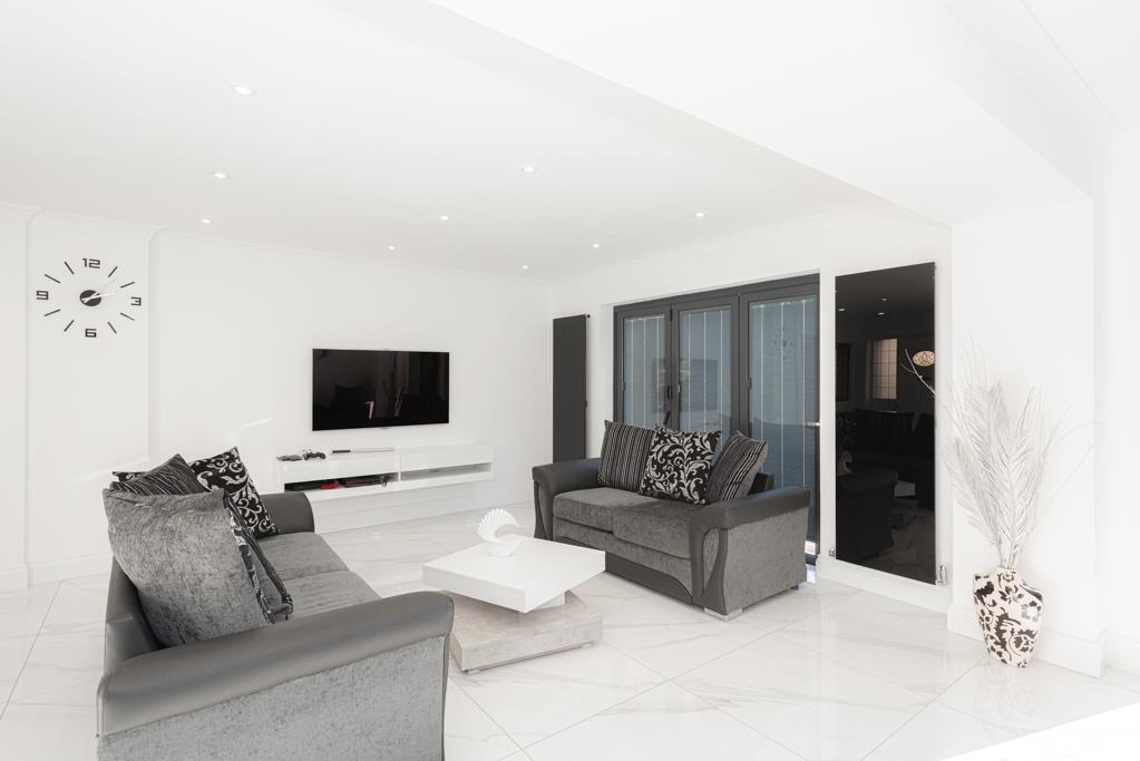 (Rightmove) 8.jpg