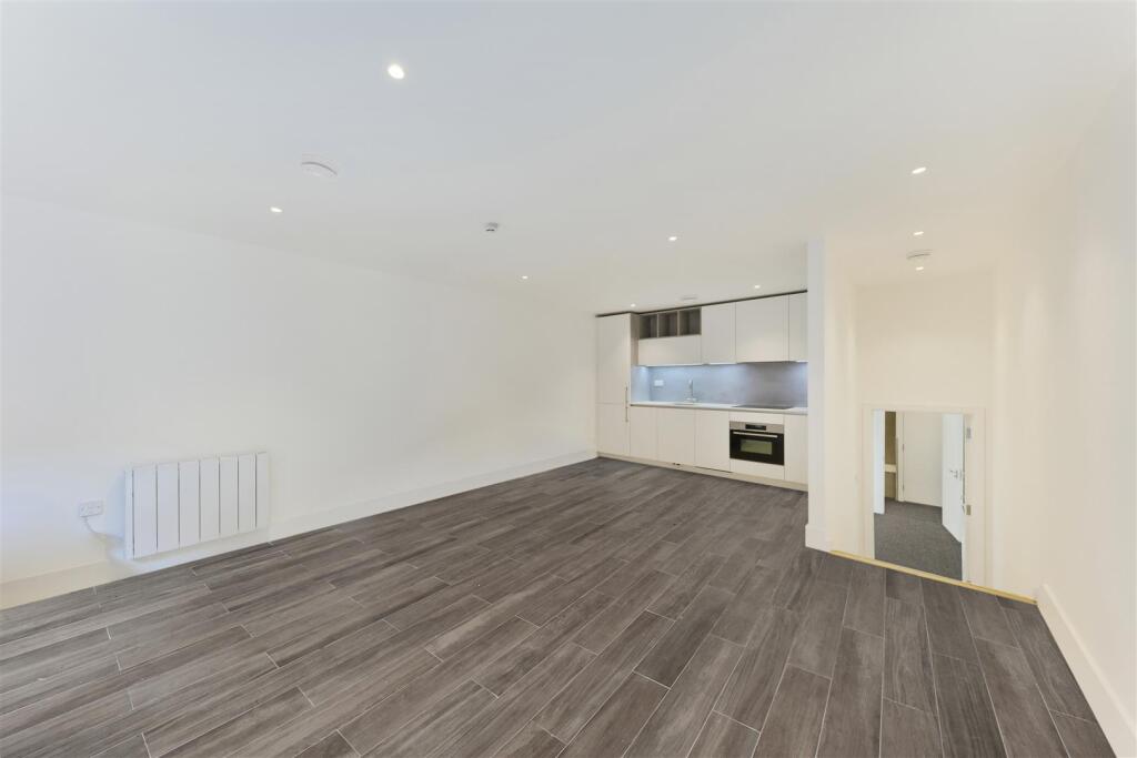 THE CHINES, 10A-16.jpg