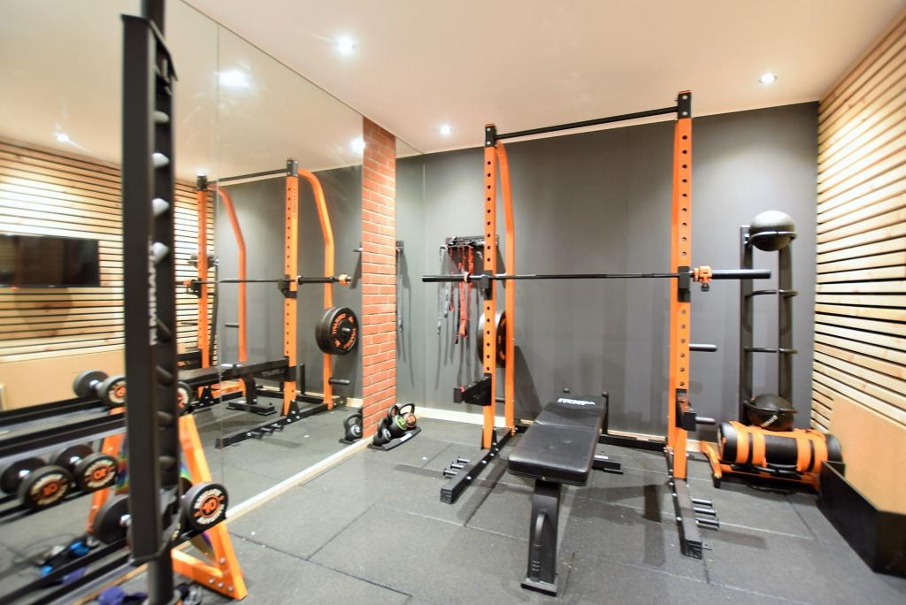 GYM
