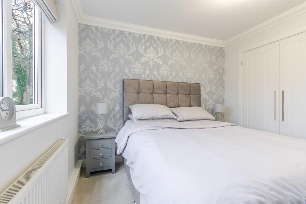 Bedroom 1a