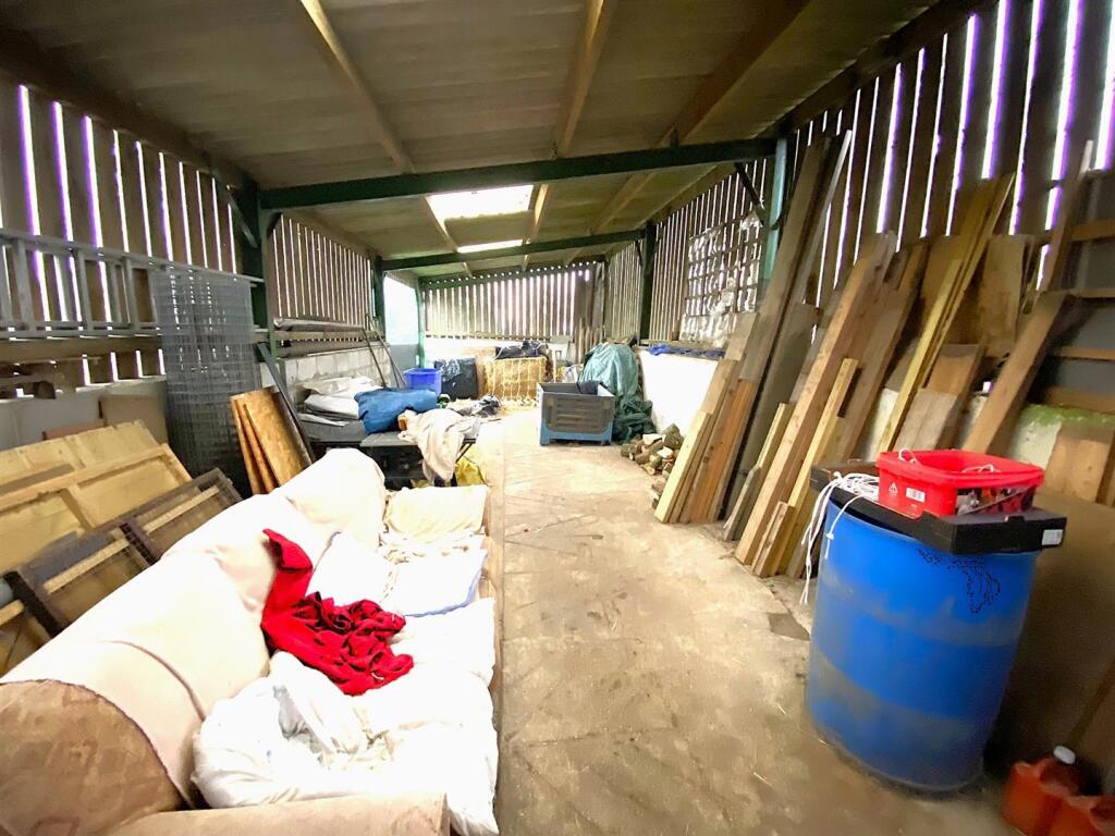 Barn Interior.JPEG