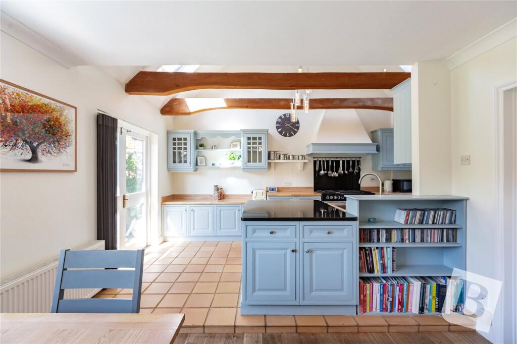Kitchen/Breakfast Rm