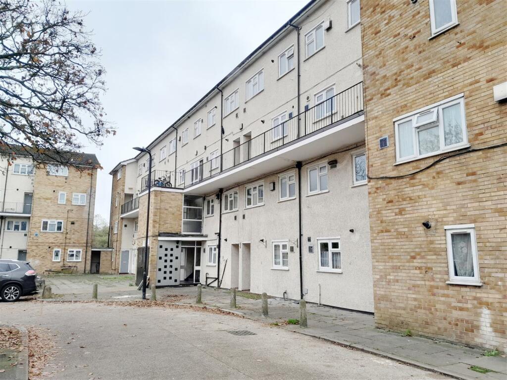 91 radcliffe way.jpg