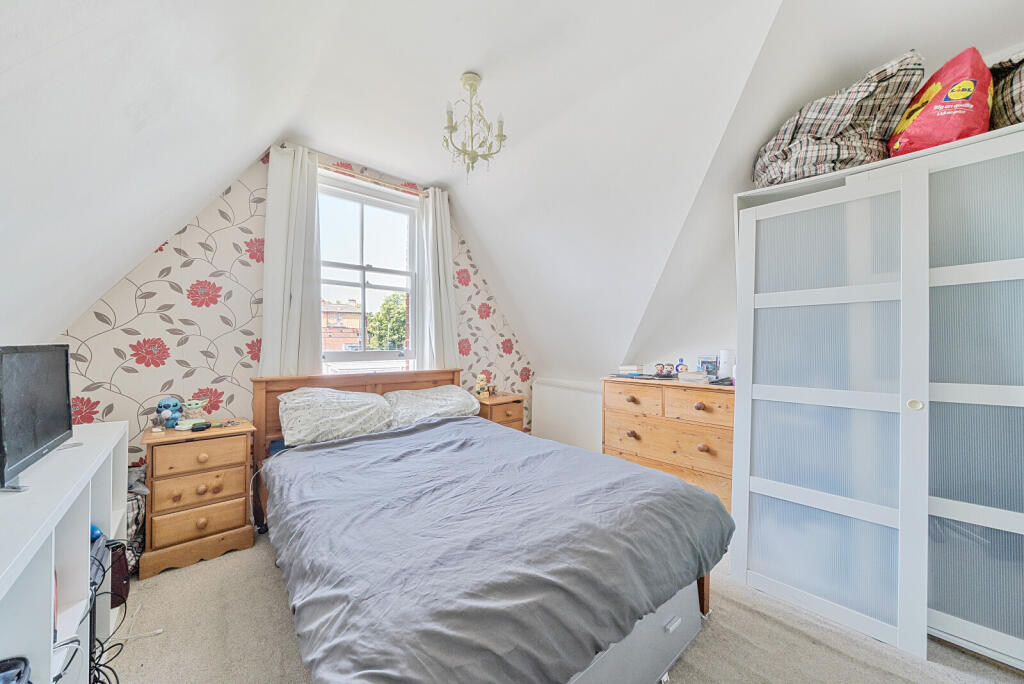 1310826-19-685147...